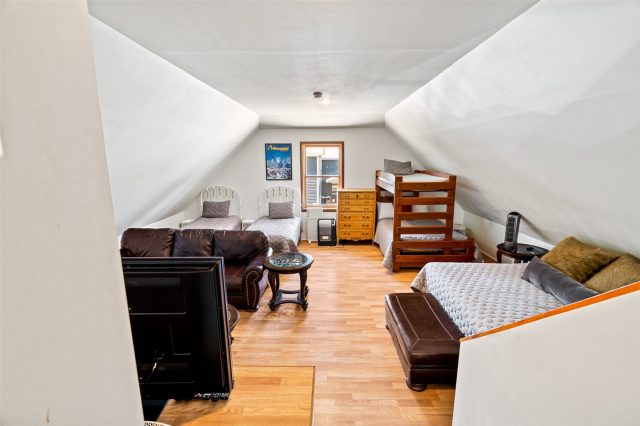 307 S High Street photo 46