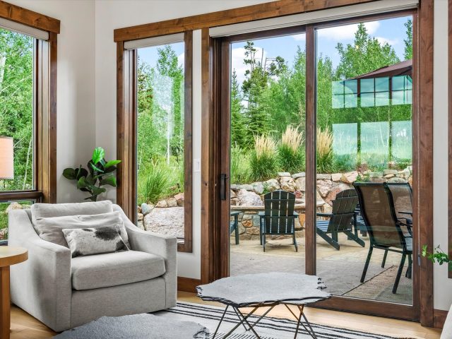 Home in Eagles Nest Golf Course Sub, Silverthorne, CO — photo 4 (MLS S1069878)