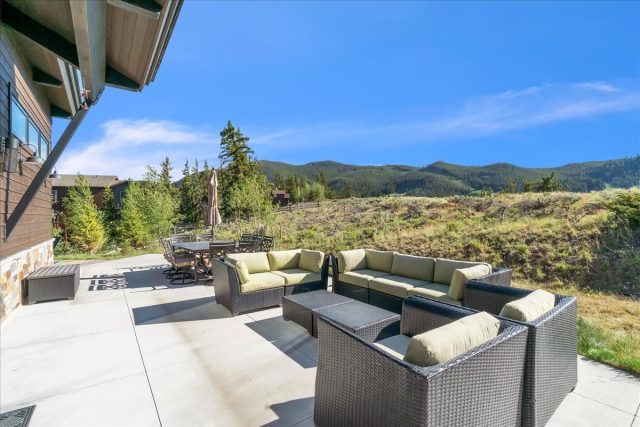 230 Telluride Court photo 47