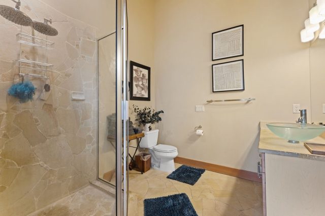 253 Highwood Terrace photo 38