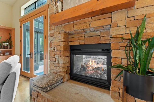 253 Highwood Terrace photo 8