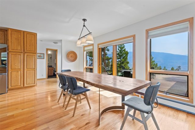 1139 Emerald Road photo 10