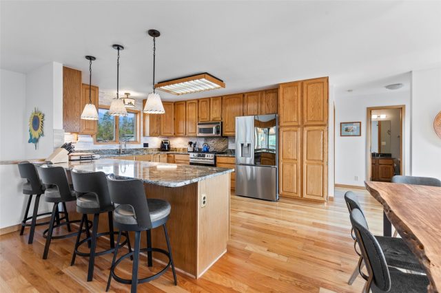 1139 Emerald Road photo 15