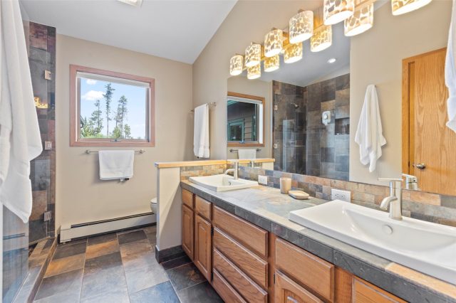 1139 Emerald Road photo 34