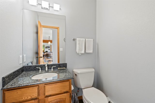 1139 Emerald Road photo 38