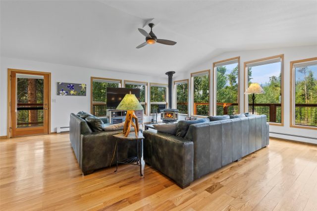 1139 Emerald Road photo 8
