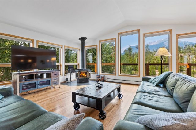 1139 Emerald Road photo 9