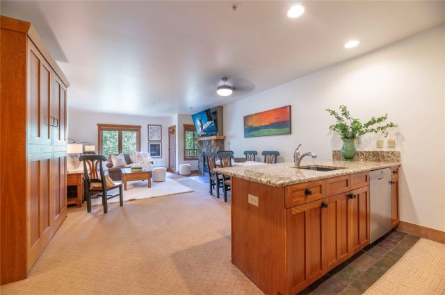 Condo in Red Hawk Lodge Condo, Keystone, CO — photo 1 (MLS S1069904)