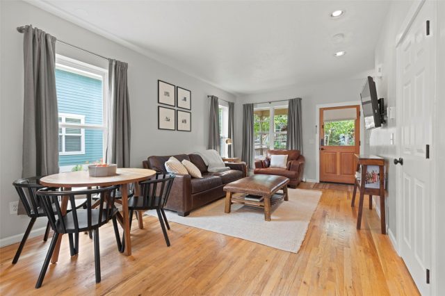 48 Cedar Green Court photo 2