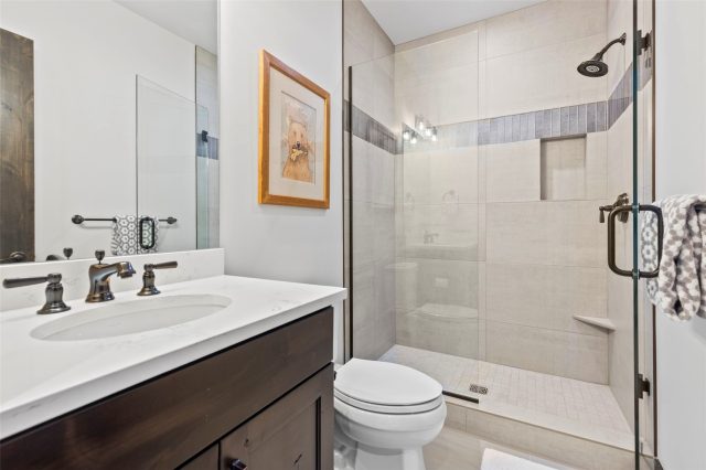 279 River Park Drive photo 31