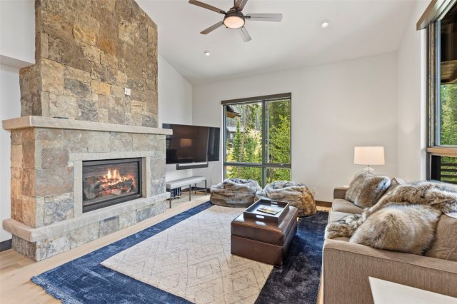 Duplex in Rivers Edge, Breckenridge, CO — photo 4 (MLS S1069906)
