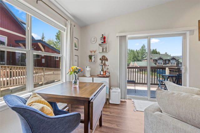 140 Wildernest Court 104 photo 11