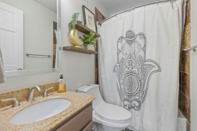 140 Wildernest Court 104 photo 26