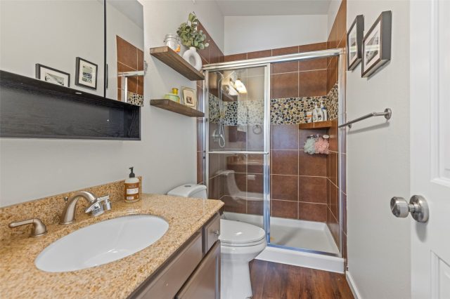 140 Wildernest Court 104 photo 32