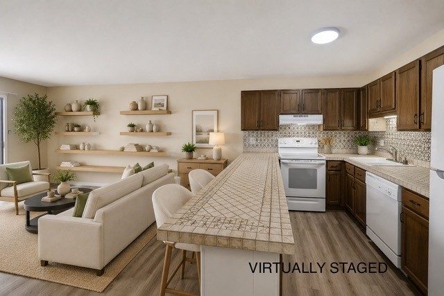 Condo in Dillon Valley East Condo, Dillon, CO — photo 3 (MLS S1069911)