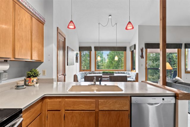150 Tennis Club Road 1620 photo 9
