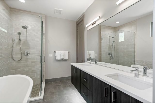 158 Caravelle Drive 23 photo 15