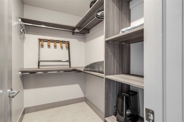 158 Caravelle Drive 23 photo 24
