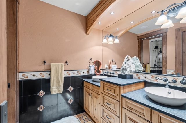 636 Western Sky Drive photo 37