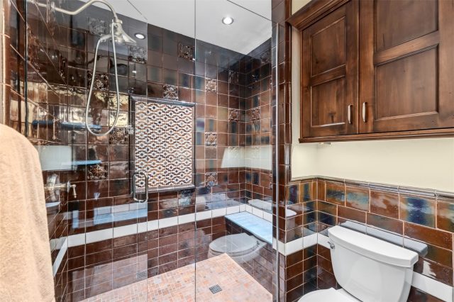636 Western Sky Drive photo 40