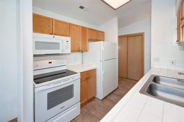 41 Glen Cove Drive G41 photo 12