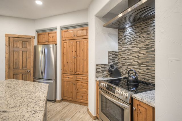 9 Boulder Circle photo 12