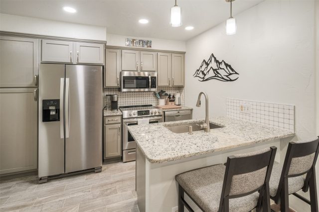 9 Boulder Circle photo 41