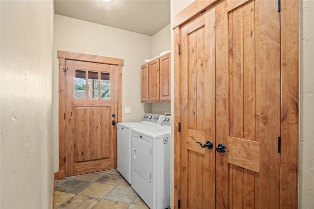 314 Coronet Drive photo 24