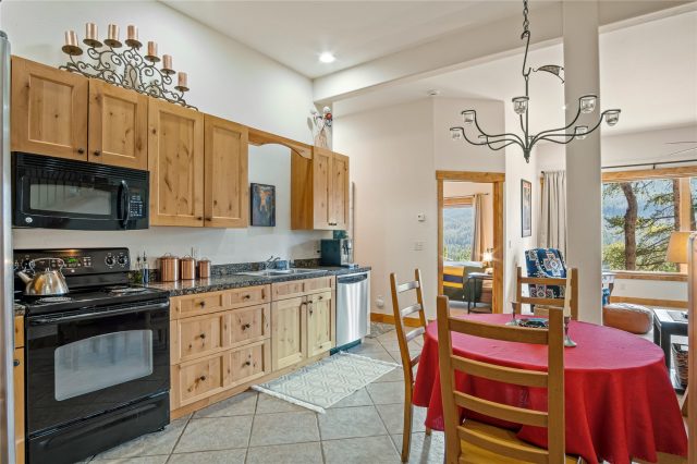 314 Coronet Drive photo 37