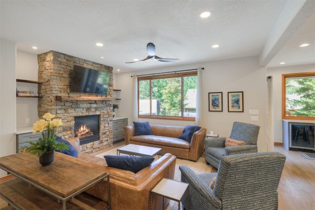 1528 Legend Lake Circle photo 13