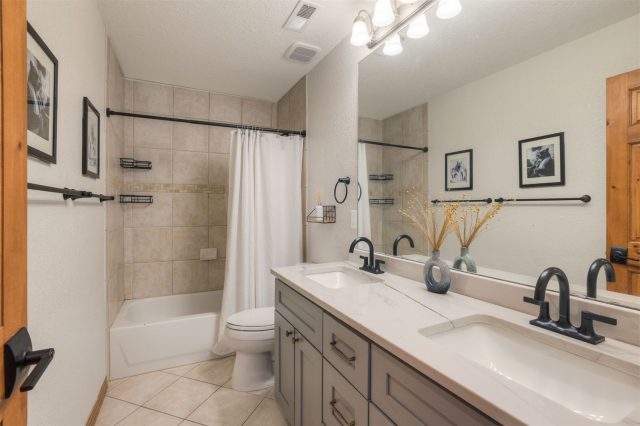 1528 Legend Lake Circle photo 28