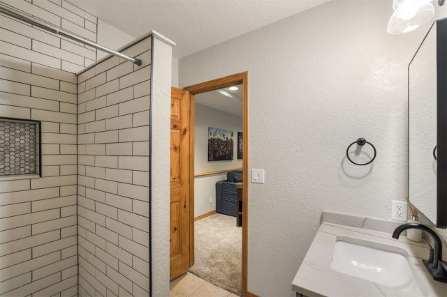 1528 Legend Lake Circle photo 32