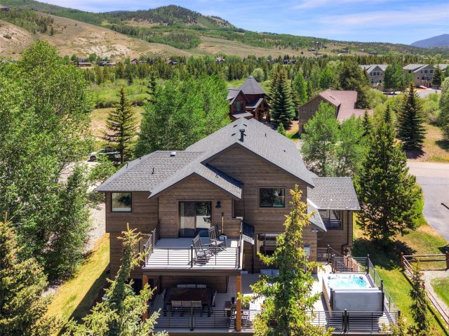 Home in Blue River Run, Silverthorne — photo 3 Home in Blue River Run, Silverthorne, CO — photo 3 (MLS S1069937)