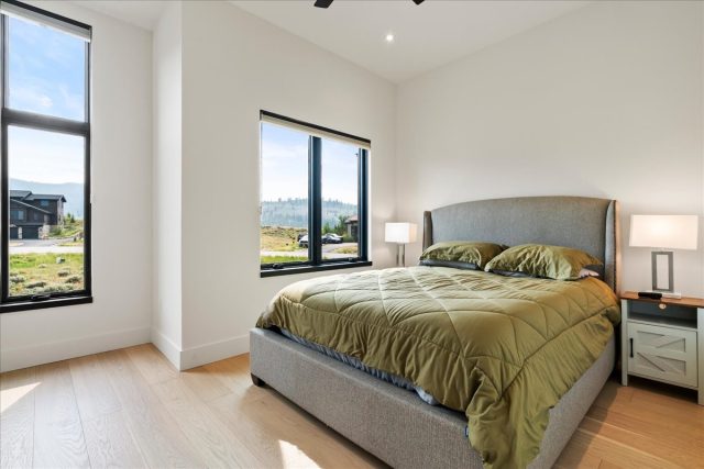 127 Telluride Court photo 35
