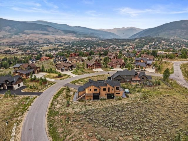 127 Telluride Court photo 43
