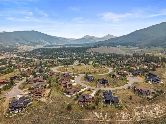 127 Telluride Court photo 44