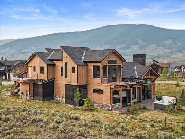 Home in Whispering Pines Ranch Sub, Dillon, CO — photo 4 (MLS S1069939)