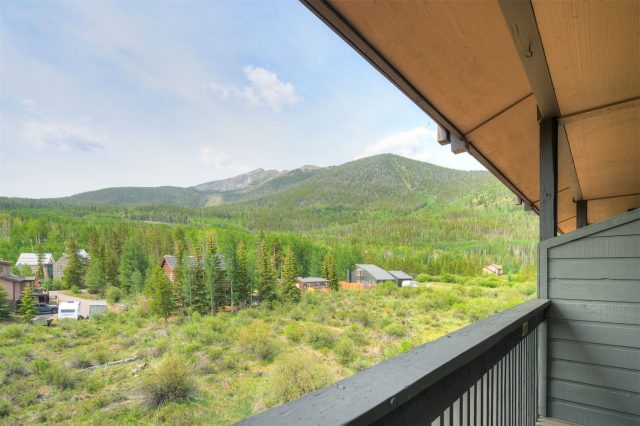 Condo in Mountain Side Condo, Frisco, CO — photo 1 (MLS S1069944)