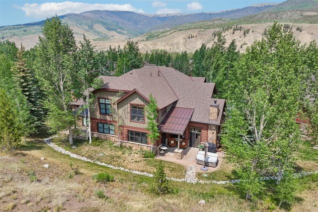Duplex in Osprey Reserve Sub, Silverthorne, CO — photo 4 (MLS S1069955)