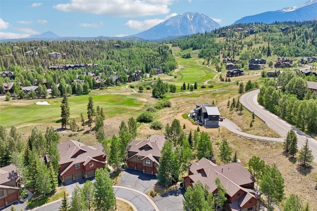 Duplex in Osprey Reserve Sub, Silverthorne, CO — photo 6 (MLS S1069955)