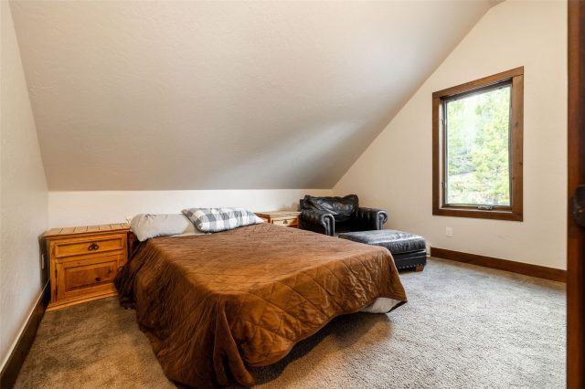 430 Giberson Road photo 13