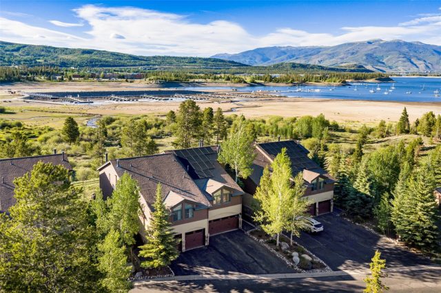 490 Hammerstone Lane D photo 2