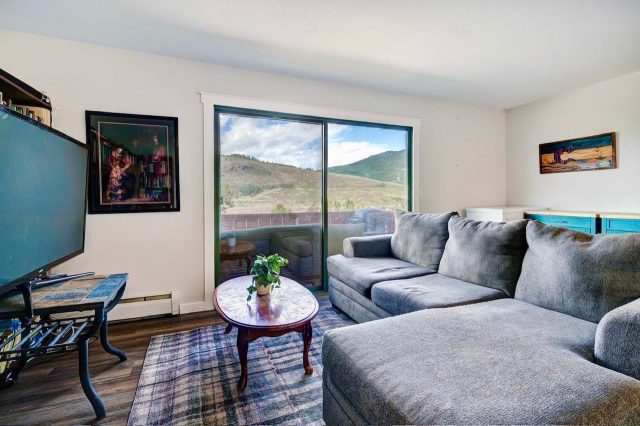 110 Evergreen Road 201 photo 13