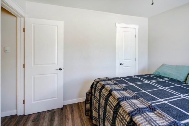 110 Evergreen Road 201 photo 18