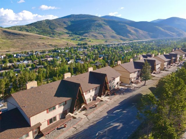 110 Evergreen Road 201 photo 24
