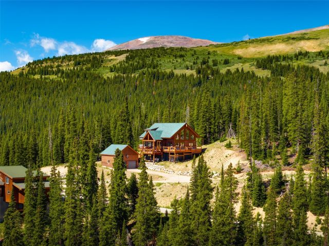 Home in Quandary Village Sub Aka Northstar Village, Breckenridge — photo 3 Home in Quandary Village Sub Aka Northstar Village, Breckenridge, CO — photo 3 (MLS S1069977)