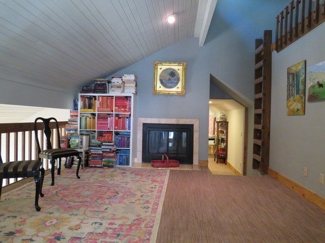 464 Wilderness Drive photo 8