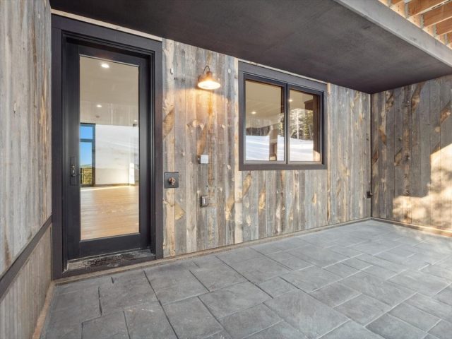 526 N Fuller Placer Road photo 11