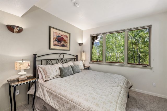 1744 Falcon Drive photo 39