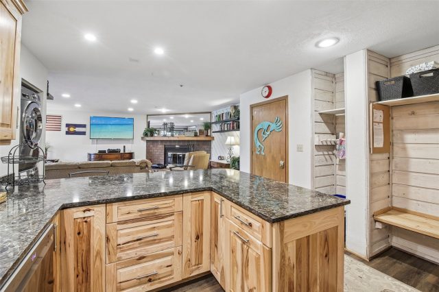 Condo in Cimarron Condo, Breckenridge, CO — photo 4 (MLS S1070002)